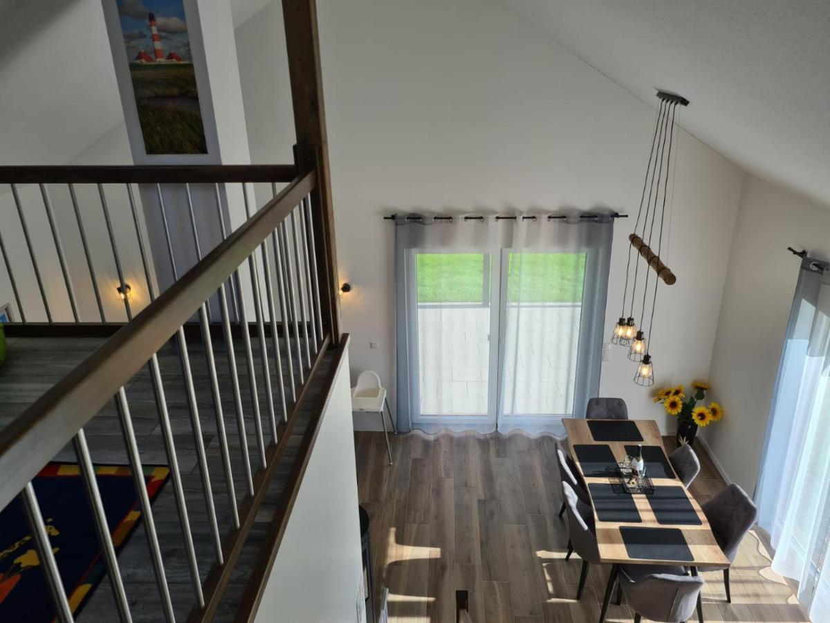 Haus Kuestenbrise - Urlaub Mit Hund An Der Kueste Mit Eigenen Garten, Sauna Und Gemuetlichen Kaminfeuer Schweiburg Exterior photo